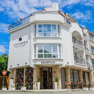https://antares-seaside-city-sozopol.sozopol-hotels.com